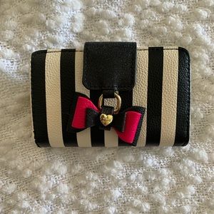 Betsey Johnson Small wallet